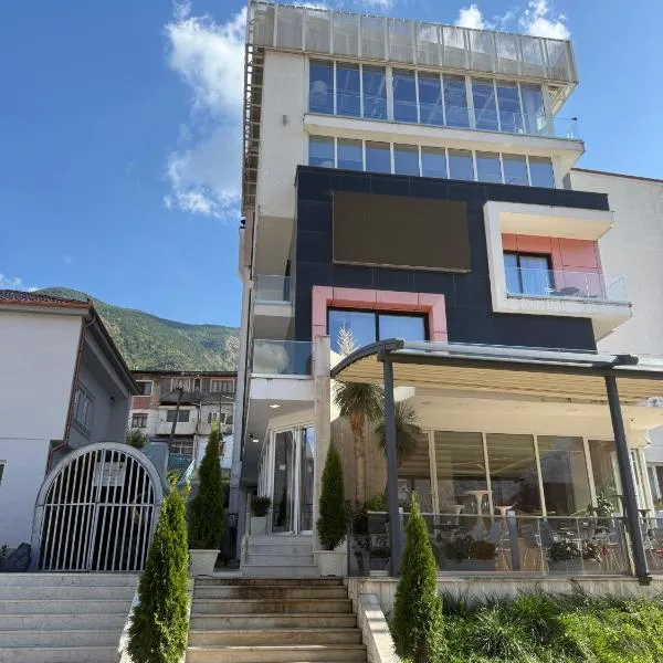 Sofra Boutique Hotel, hotel in Bulqizë