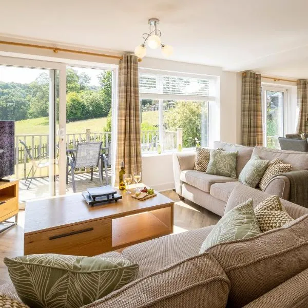 FernLea - Cosy bungalow and stunning country views, hotel in Glaisdale