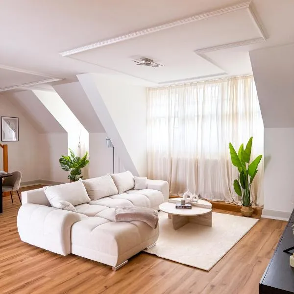 Exklusive Maisonette im Herzen der Altstadt Basel, hotel in Bazel
