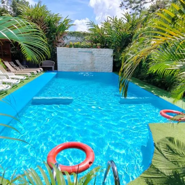 Ballena Rey Hotel, hotel in Uvita