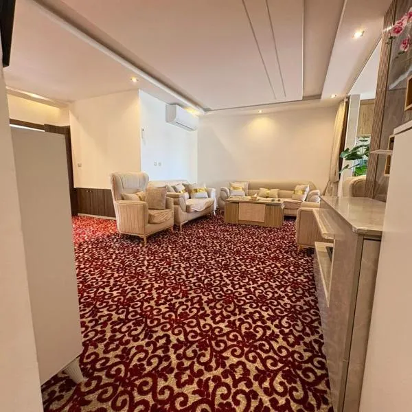 شقة عصرية 2025 غرف نوم 3 , غرفة ضيوف, غرفة معيشة, فرش راقي جدا في الشميساني قرب المستشفى التخصصي, hotel ad Amman