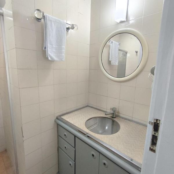 Lindo Studio ao Lado do Farol da Barra - Cozinha, Ar, Smart TV, Camareira, Psicina - Foto 3