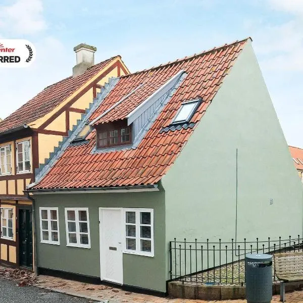 4 person holiday home in Rudkøbing-By Traum, hotel in Rudkøbing