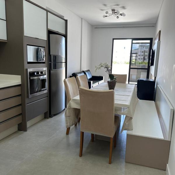 Apartamento 205 Praia Grande - Pé na areia - Governador Celso Ramos