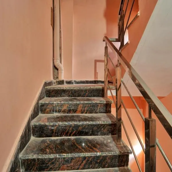Super Hotel O Mahal Inn, hotel in Patna