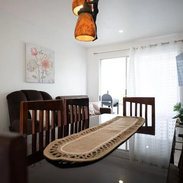 Casa Los Higos Malaga Condominios, ξενοδοχείο σε Herradura