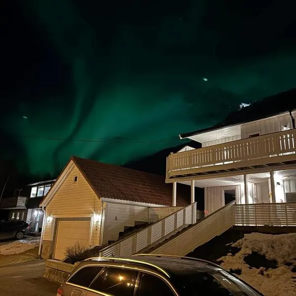 Panoramic City and Mountain view, hotel in Tromsø