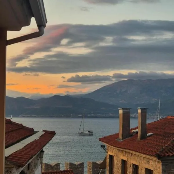 Lepanto Port Vibes, hotel in Nafpaktos