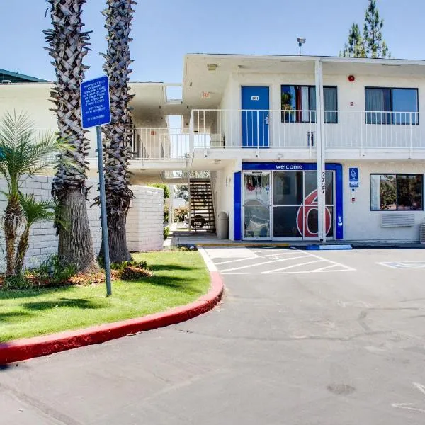 Motel 6-Bakersfield, CA - South, hotel a Bakersfield