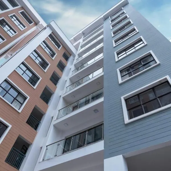 Elevate Your Living Experience in zameen Opal Apartments, hotel v destinaci Lahore