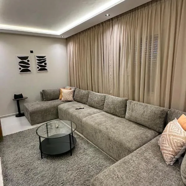 Luxury 2 Bedrooms In a Private Residence, Hotel in Salé