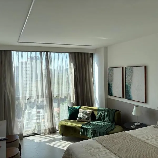 Novíssimo e charmoso Flat em Casa Forte, hotel in Recife