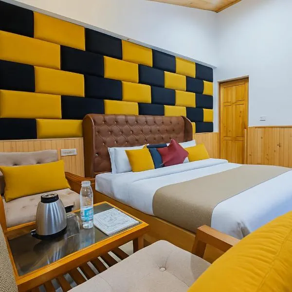 Apple Flower Himalayan Heights - Luxury Stay with Mountain Views, Parking & Garden, hotel in Manāli