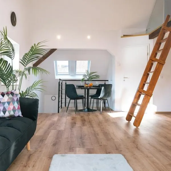 City Apartment، فندق في كيرشهايم أونتر تيك