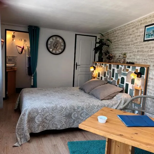Le Clos des Passiflores, hotel in Pons
