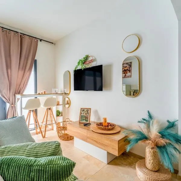 Une parenthèse en luberon, jacuzzi, hotel v destinaci Les Taillades