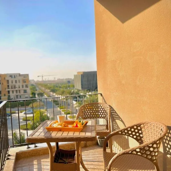 Luxury Stylish Modern 2 Beds Hotel Apartment - East Town Compound - Sodic -New Cairo - Cairo - Egypt: Kahire'de bir otel
