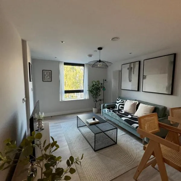 Apartment with Terrace in Uxbridge, hotel v destinaci Uxbridge