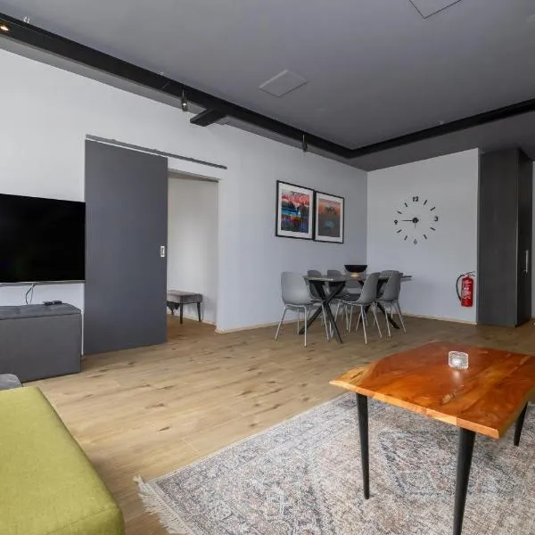LL Properties - TB24 The Signature Loft、アークレイリのホテル