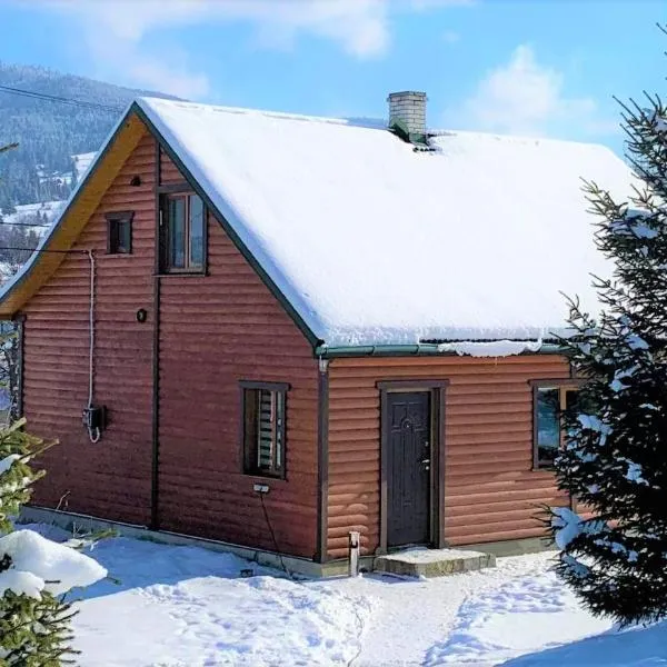 Cottage Ozerniy, khách sạn ở Lazeshchyna