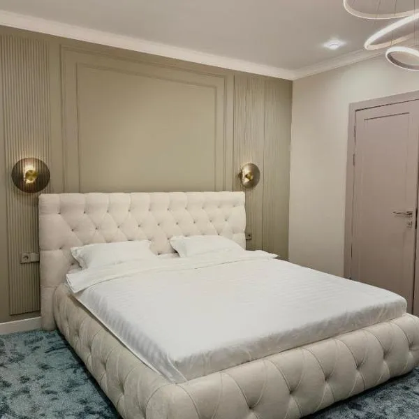 Radamis Hotel, hotel in Almaty