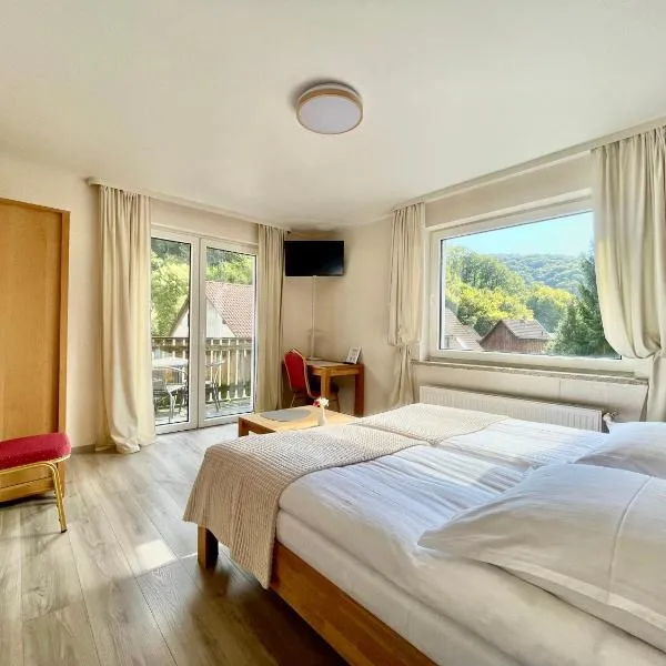 AM BERG Hotel-Restaurant، فندق في هرتسبرغ آم هارتس