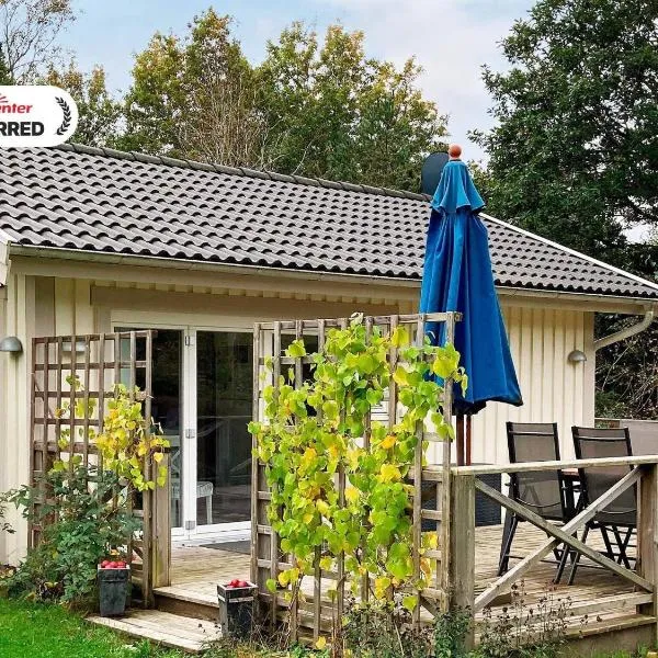 5 person holiday home in KÅLLEKÄRR-By Traum, hotel in Apelgården
