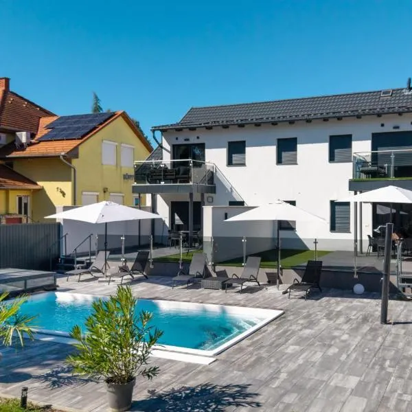 Bala-Home Apartments & Pool, hotel a Balatonboglár