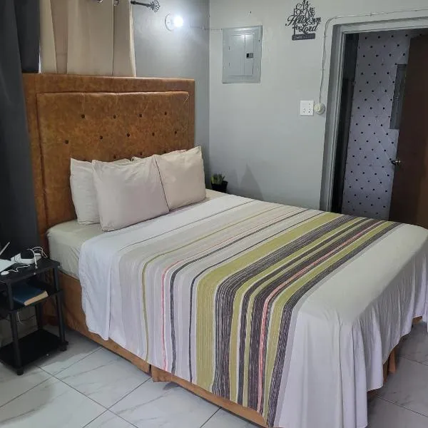 Enchanted Guest House, khách sạn ở Ocho Rios