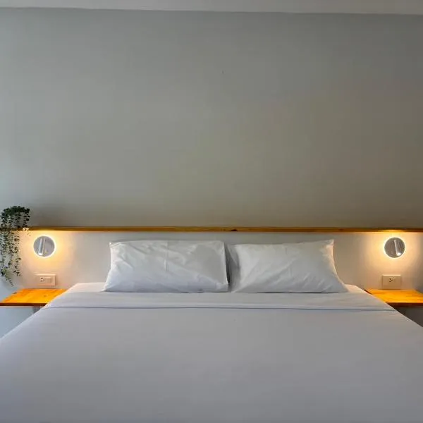 Priew Wan Guesthouse, hotel en Patong Beach