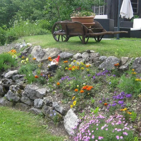 Bed & Breakfast aux Enges, hotel v destinaci Enges