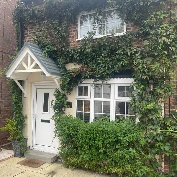 Cosy Cottage Central Bawtry - 2 Bedroom - High End Furnishings, hotel din Bawtry