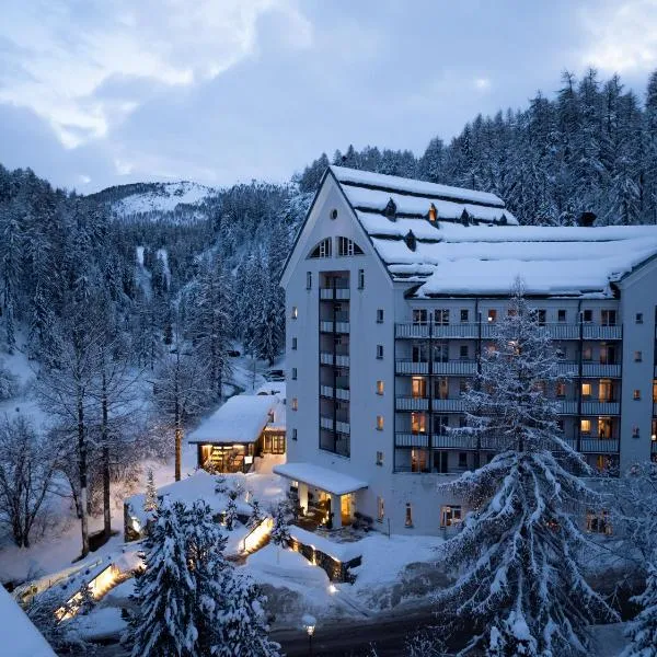 Hotel Schweizerhof Sils Maria, a Faern Collection Hotel, hôtel à Sils-Maria