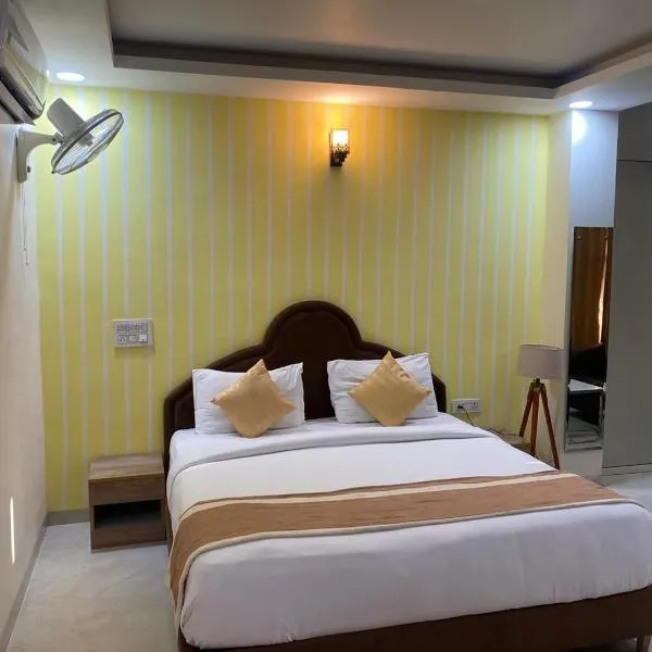 Immense Residency, hotel en Faridabad