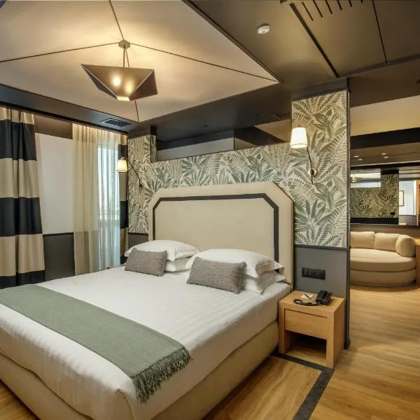 The Fourth Dimension by Domidea, hotel v Rimu