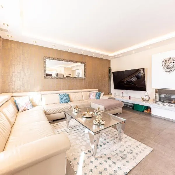 Family & Luxury by JR City Apartments, hotel ve Vídni