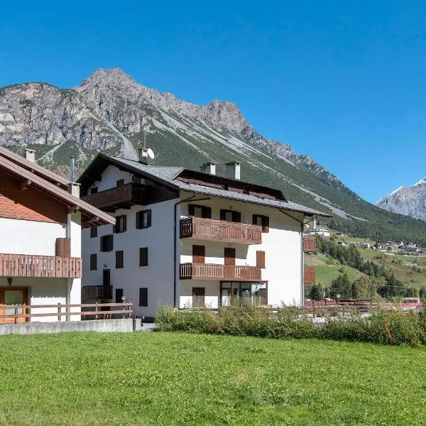 Cima de' Piazzi Apartment 1, hotel di Isolaccia