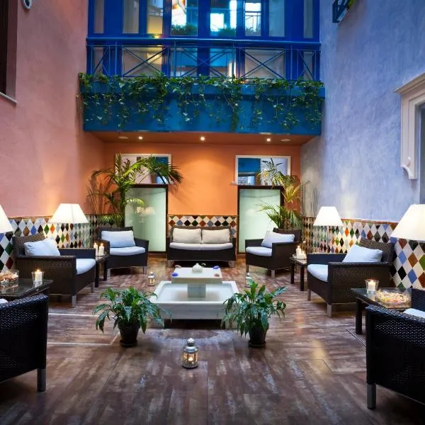 Suites Gran Vía 44, hotel in Granada