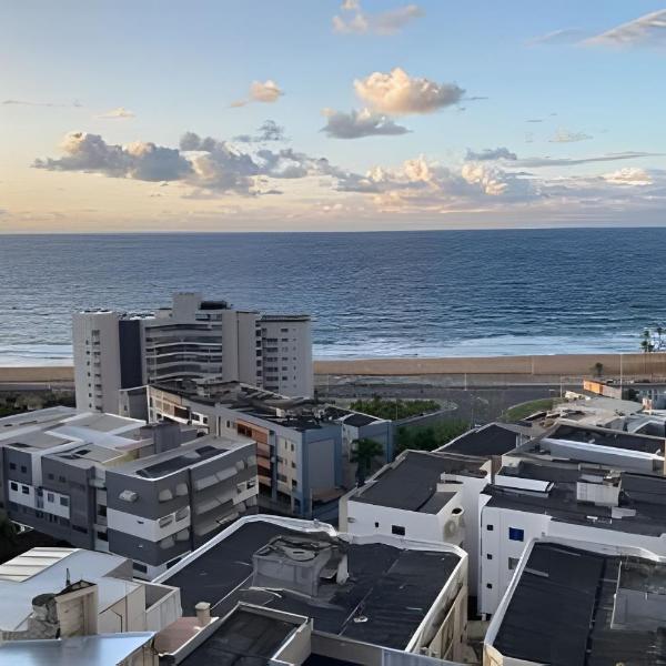 Linda vista-mar em prédio familiar