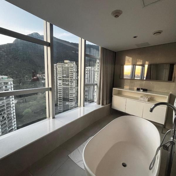 Luxuoso Hotel Nacional - Suíte com Banheira - Foto 3