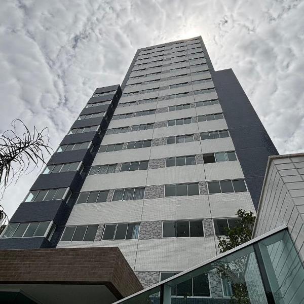 Domus Augusto Lins - Studios em Boa Viagem por Yolo