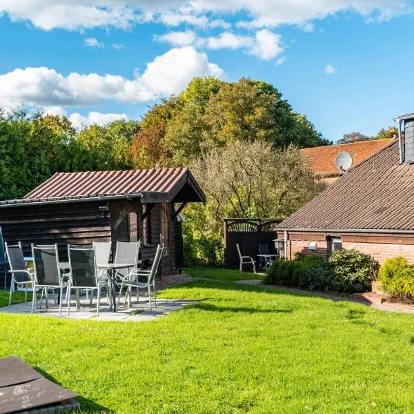 Nordsee Ferienwohnung Wattwurm, hotel in Thunum