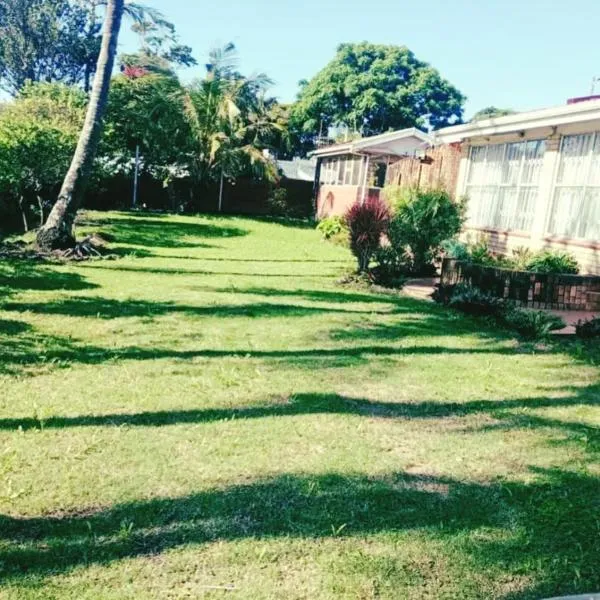 Sydney's NA Guest House and Venue, hotel in Isipingo