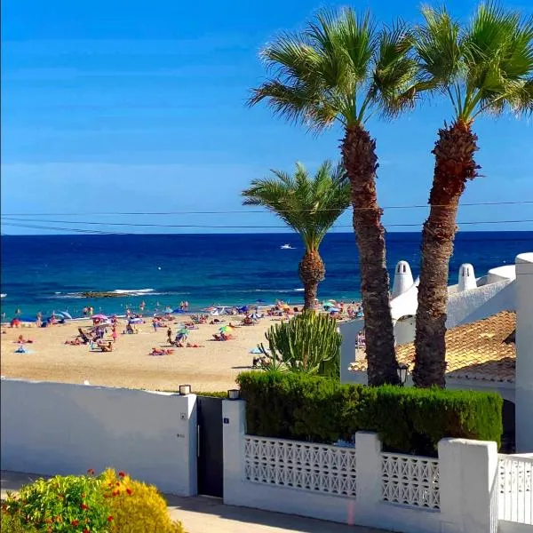 "Ancla-Blanca" Ocean View Duplex 2min Beach Cabo Roig - La Zenia, hotel in Orihuela Costa