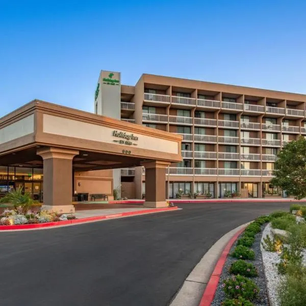 Holiday Inn Oxnard - Ventura by IHG, hotel in Oxnard
