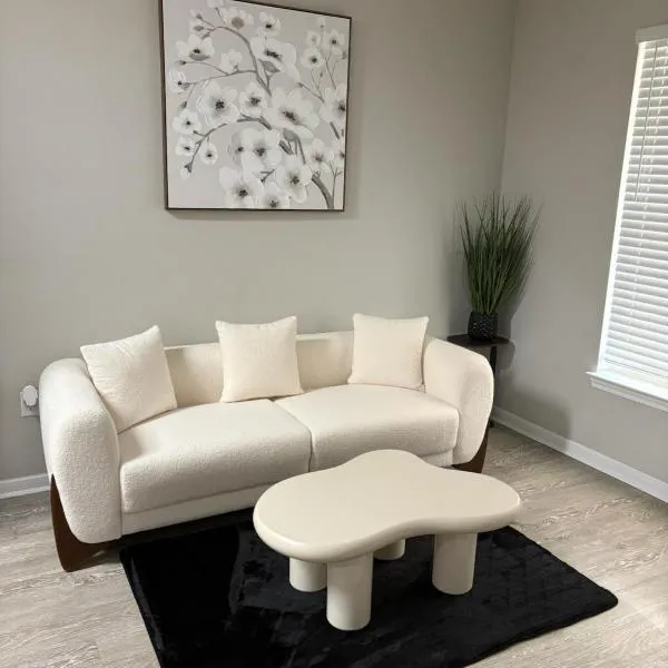 Stylish 1BR in Magnolia Easy Access to Woodlands