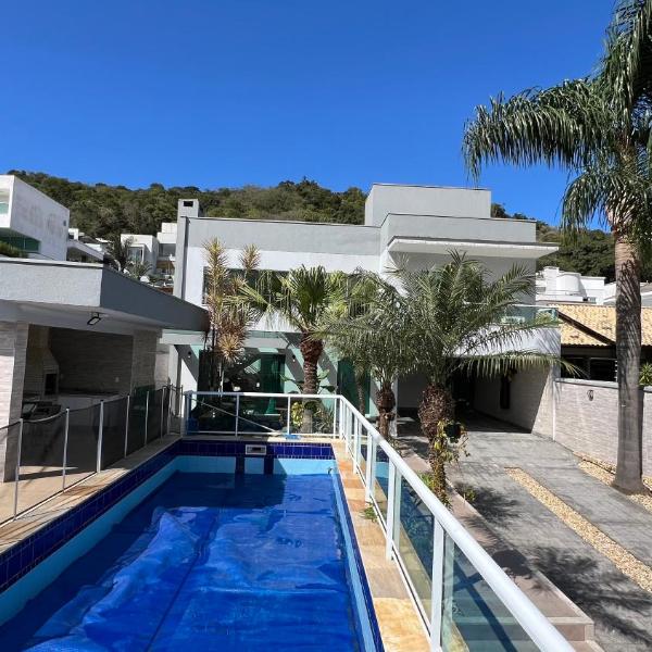 Casa com Piscina - Refúgio do Mar 3 Quartos