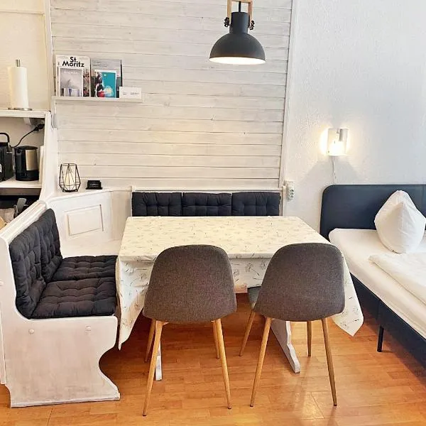 Gemütlich-zentral, 30m2, mit Parkplatz - A212, hotel di St. Moritz