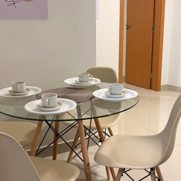 Flat aconchegante com ar condicionado, Hotel in Montes Claros