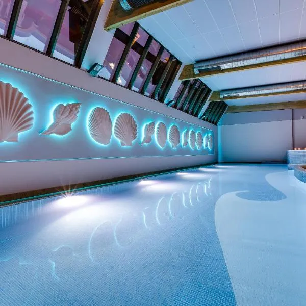 Hotel Aurora Family & SPA, hotel v destinácii Międzyzdroje